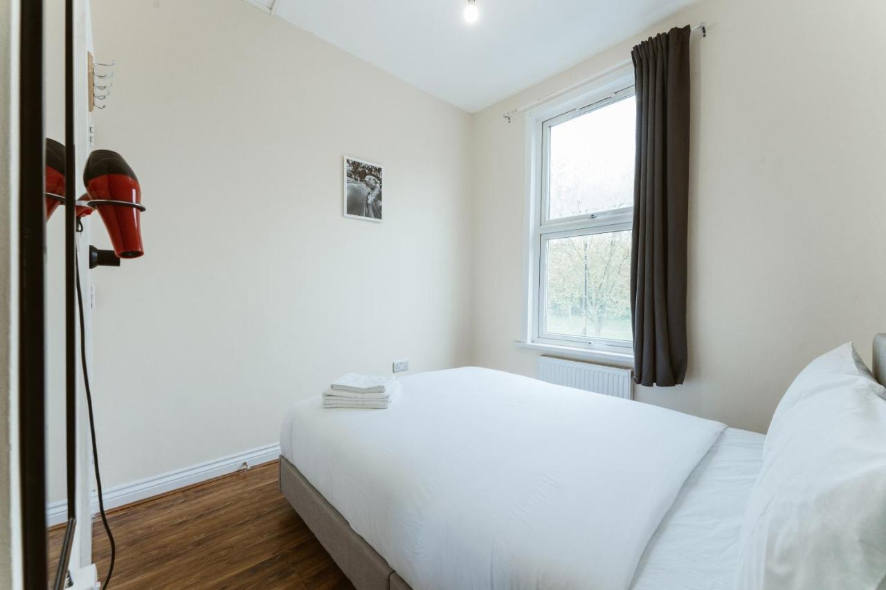 Mile End Rooms 57A 伦敦 外观 照片